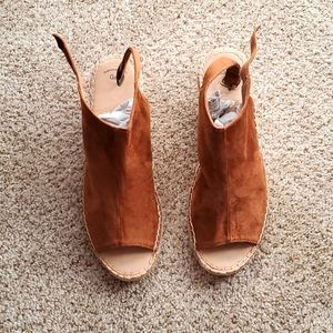 Women's suede GAP wedges
